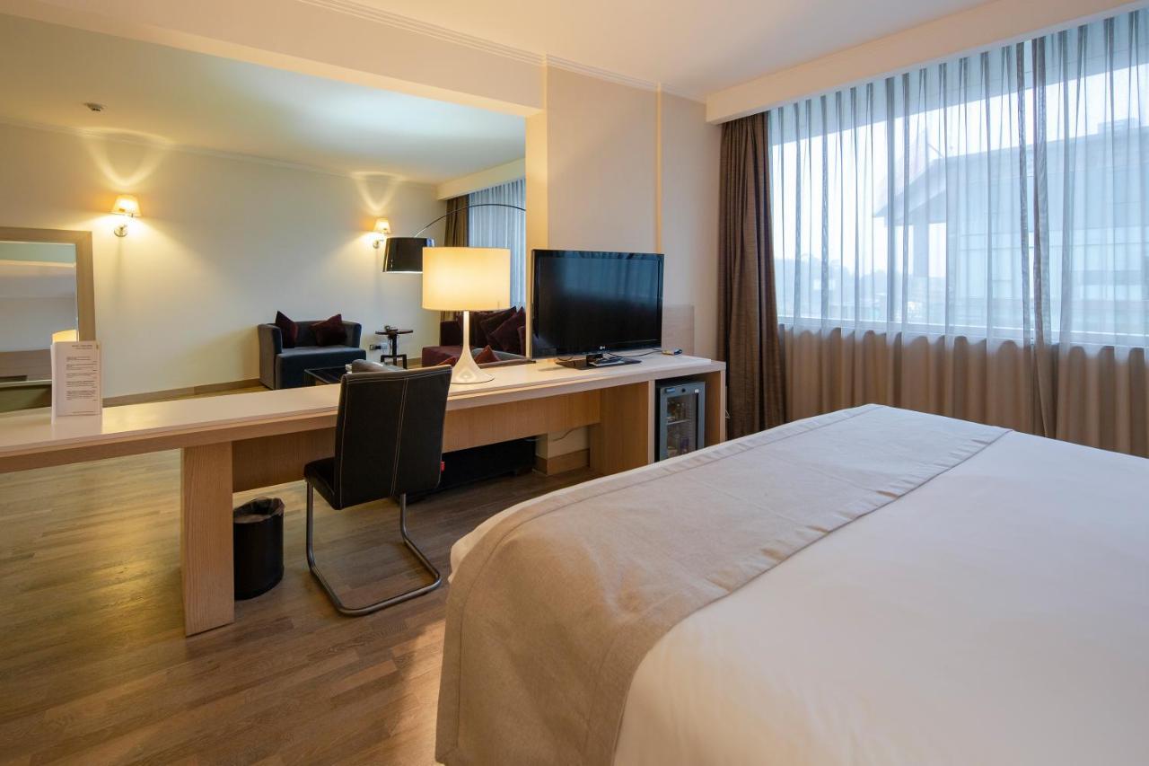 Wyndham Concepcion Pettra Hotel Екстериор снимка Deluxe Room