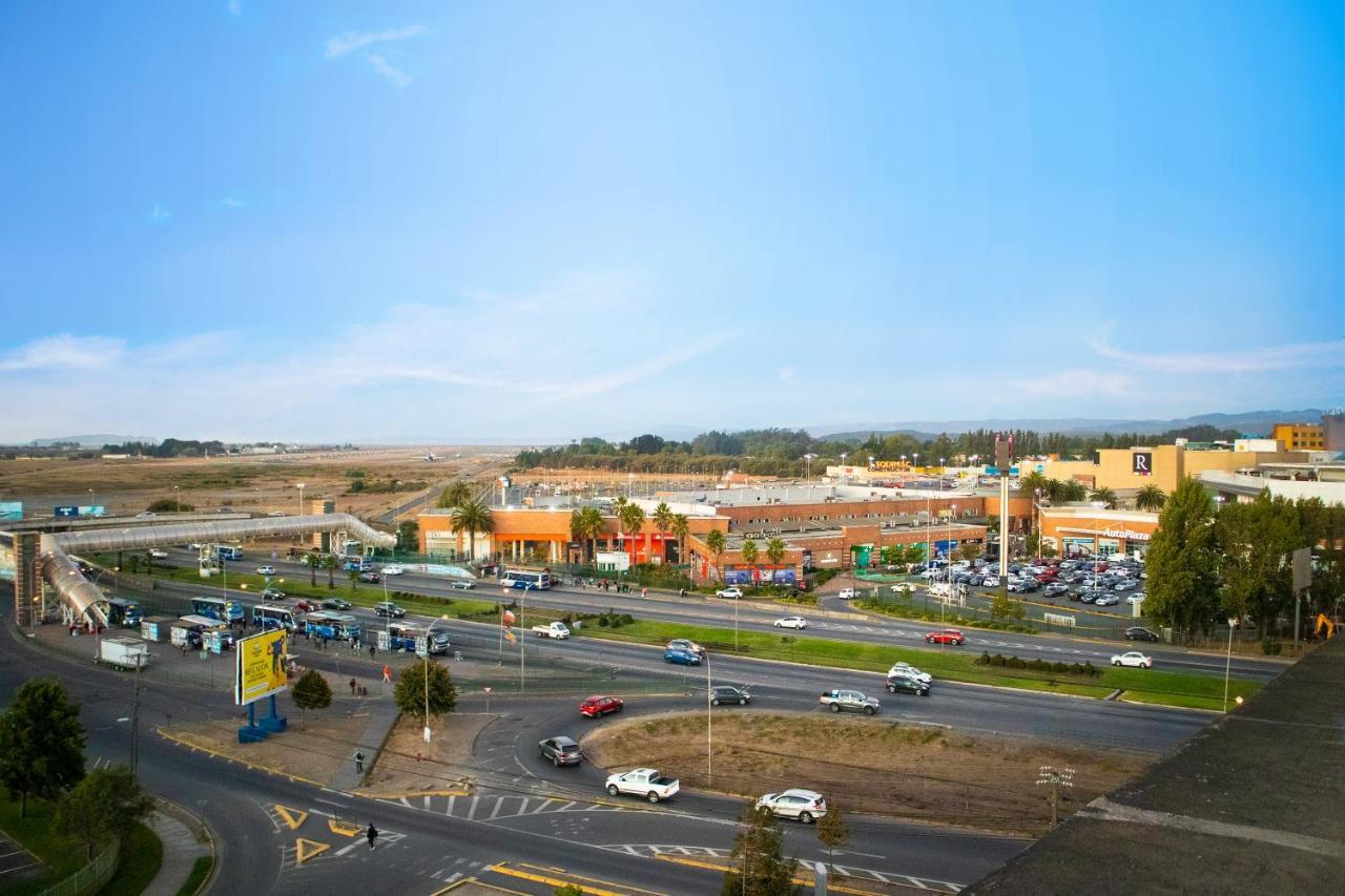 Wyndham Concepcion Pettra Hotel Екстериор снимка The Mall at Sierra Vista